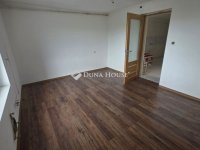 Eladó családi ház, Farmoson 22.9 M Ft, 1 szobás