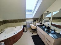 Eladó családi ház, Szegeden 214.9 M Ft, 5 szobás