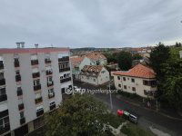 Eladó panellakás, Pécsett 58.9 M Ft, 2+1 szobás