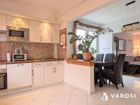 Eladó családi ház, Békéscsabán 81.9 M Ft, 5+1 szobás