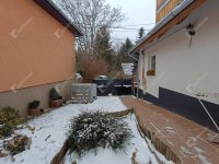 Eladó családi ház, Sopronban 105 M Ft, 8 szobás