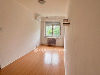 Eladó panellakás, Dunaújvárosban 26.5 M Ft, 2 szobás
