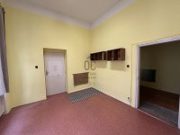 Kiadó iroda, Pécsett 65 E Ft / hó / költözzbe.hu