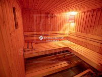 Eladó családi ház, XII. kerületben 499 M Ft, 9 szobás