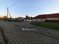 Eladó családi ház, Gyöngyösön 6.2 M Ft, 2 szobás