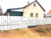 Eladó családi ház, Szentmártonkátán 28 M Ft, 3 szobás