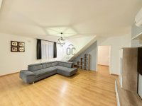 Eladó téglalakás, VI. kerületben 149.9 M Ft, 4 szobás