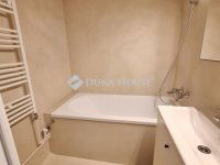 Eladó panellakás, III. kerületben 99 M Ft, 4 szobás