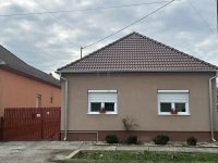 Eladó családi ház, Komlósdon 32.5 M Ft, 3 szobás