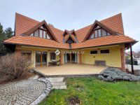 Eladó családi ház, Székesfehérvárott 194.9 M Ft, 5+2 szobás
