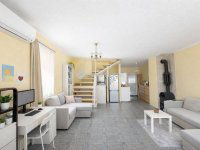 Eladó családi ház, Felsőpakonyban 79.8 M Ft, 4 szobás