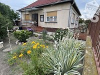 Eladó családi ház, Solton 27 M Ft, 3 szobás
