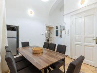 Eladó téglalakás, V. kerületben 109 M Ft, 3 szobás