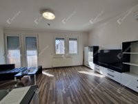 Eladó hotel, Komáromban 657 M Ft, 28 szobás
