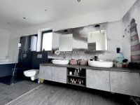 Eladó családi ház, Pécsett 149 M Ft, 5 szobás