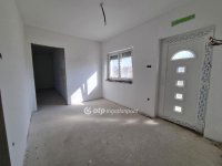 Eladó családi ház, Mesterin 48.527 M Ft, 3 szobás