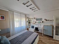 Eladó családi ház, Cegléden 94.5 M Ft, 5 szobás