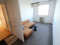 Eladó panellakás, Szegeden, Kereszttöltés utcában 45.99 M Ft