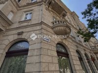 Eladó téglalakás, V. kerületben, Alkotmány utcában 135 M Ft
