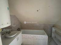 Eladó családi ház, Hatvanban 88 M Ft, 6 szobás