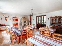 Eladó családi ház, Alsónyéken 149.9 M Ft, 9 szobás