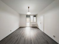 Eladó téglalakás, Tatabányán 35.9 M Ft, 1 szobás