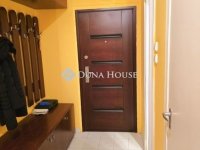 Eladó panellakás, Pécsett 46.9 M Ft, 3 szobás