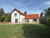 Eladó családi ház, Nagykovácsiban 209.9 M Ft, 5 szobás