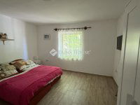 Eladó családi ház, Poroszlón 39.9 M Ft, 2 szobás