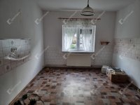 Eladó családi ház, Nyúlon 57.2 M Ft, 2 szobás