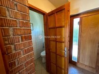 Eladó családi ház, Szentendrén 200.8 M Ft, 6 szobás