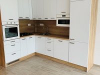 Kiadó téglalakás, albérlet, Tatán 380 E Ft / hó
