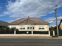 Eladó családi ház