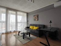 Kiadó panellakás, albérlet, Pécsett, Xavér utcában, 1+1 szobás