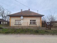 Eladó családi ház, Tiszakécskén 20 M Ft, 2 szobás