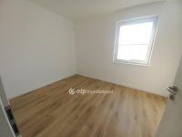 Eladó téglalakás, XVII. kerületben 92.9 M Ft, 3 szobás