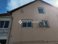 Eladó családi ház, XVII. kerületben 140 M Ft, 11 szobás