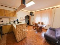 Eladó családi ház, Dunaharasztin 60 M Ft, 2 szobás