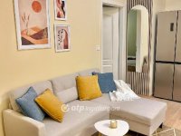 Eladó téglalakás, VI. kerületben 109.9 M Ft, 3 szobás