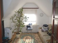 Eladó családi ház, Debrecenben 99 M Ft, 5 szobás