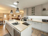 Eladó családi ház, Lajosmizsén 500 M Ft, 4 szobás