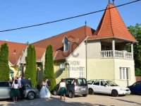 Eladó hotel, Rácalmáson 150 M Ft / költözzbe.hu