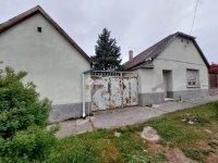 Eladó családi ház, Baján 21.9 M Ft, 4 szobás