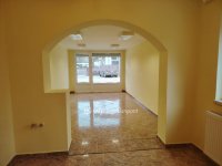 Kiadó üzlethelyiség, Szentesen 70 E Ft / hó