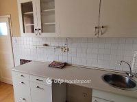 Eladó téglalakás, Ajkán 26.5 M Ft, 1 szobás