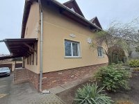 Eladó családi ház, XV. kerületben 143 M Ft, 6 szobás