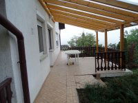 Eladó családi ház, Komlón 80 M Ft, 6 szobás