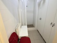 Eladó üzlethelyiség, Debrecenben 74.99 M Ft