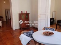 Eladó téglalakás, VI. kerületben 130 M Ft, 4 szobás