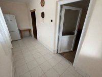 Eladó családi ház, Molnárin 15.7 M Ft, 4+1 szobás